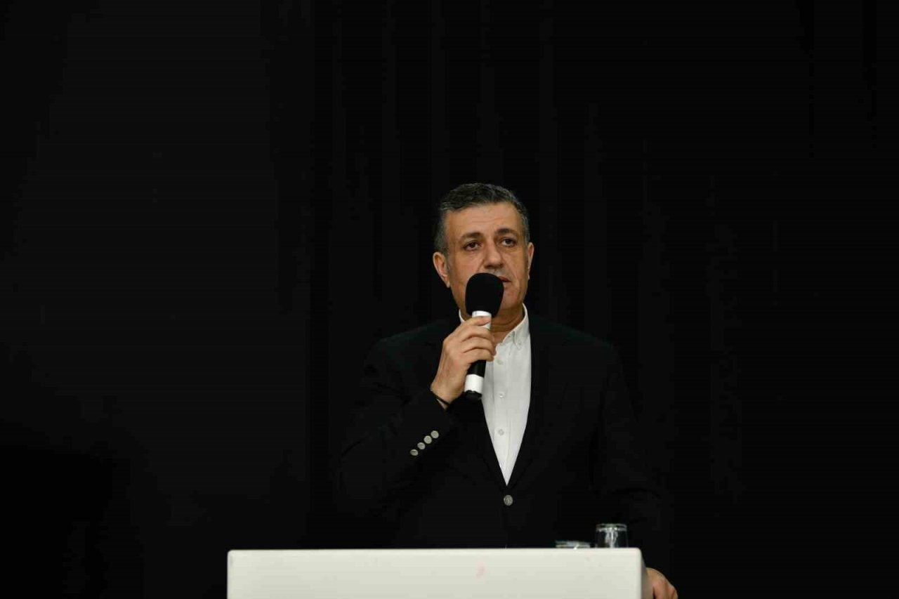 Başkan Bozkurt: "Bu ülke varlığını şehit ve gazilerinin vatanseverliklerine borçludur"