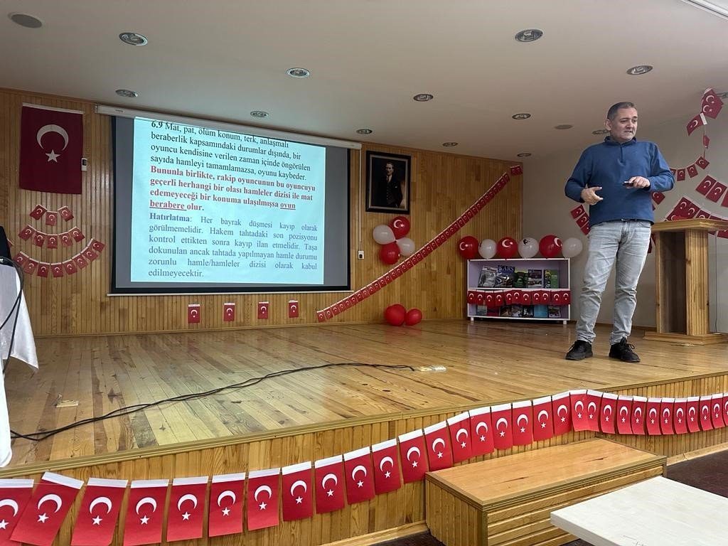 Kars’ta satranç hakem gelişim kursu düzenlendi