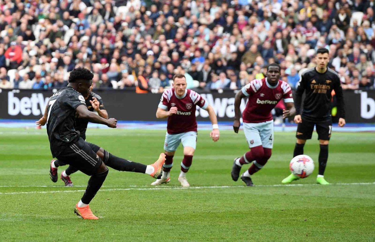 Arsenal, West Ham United deplasmanında 2 puan bıraktı