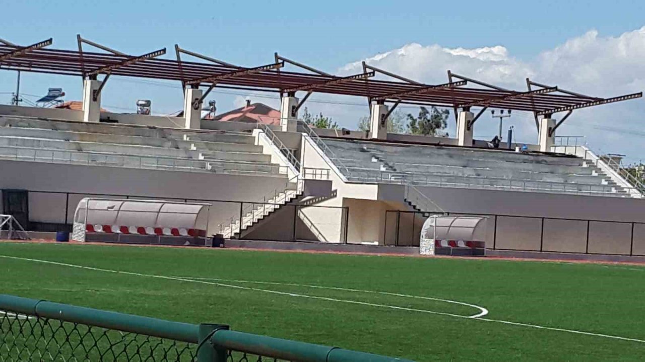 Sarıgöl 4 Eylül Stadyumu’nda sona gelindi
