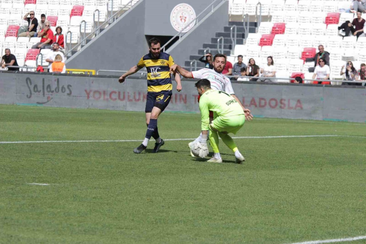 TFF 3. Lig: Karşıyaka: 3 - Ağrı 1970 Spor: 1