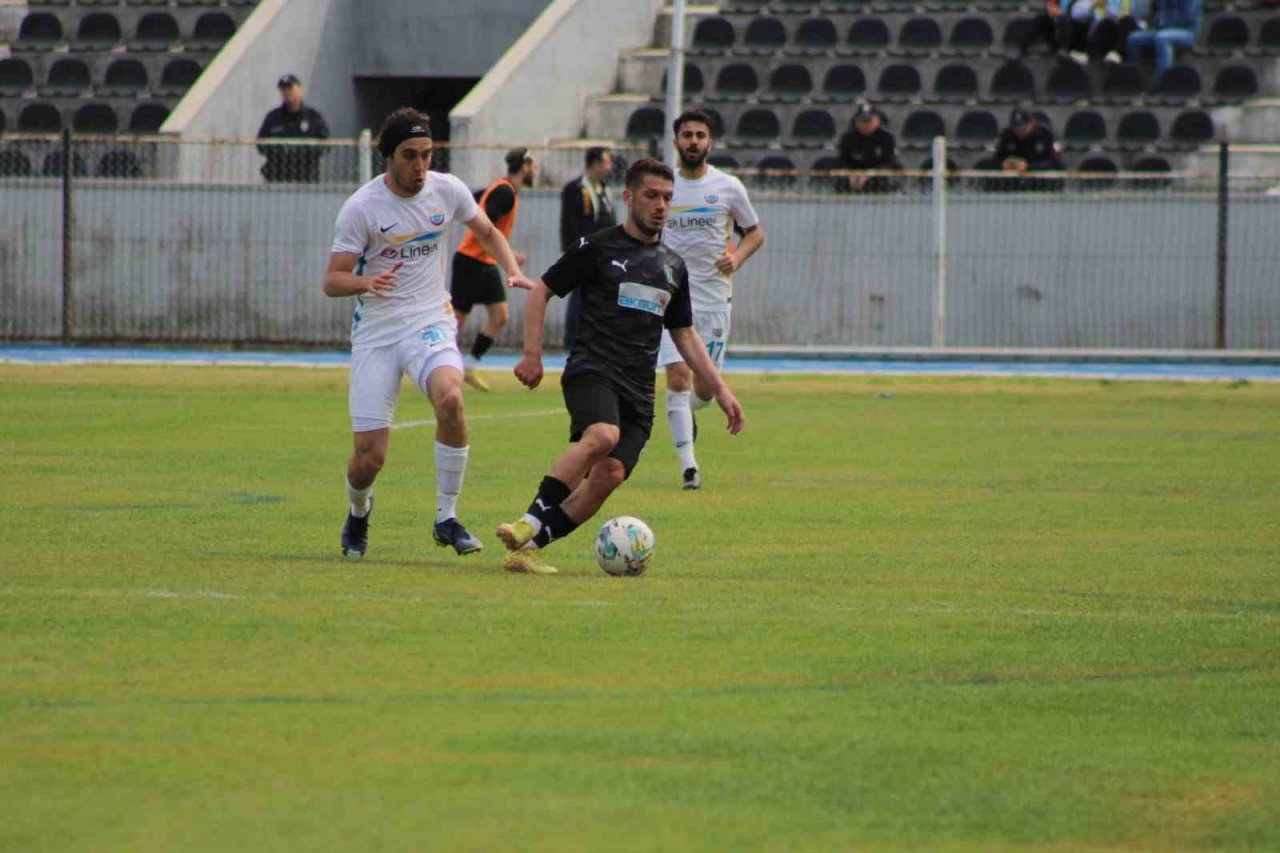 TFF 3. Lig: Efeler 09 SFK: 2 - Siirt İl Özel İdaresi Spor: 0