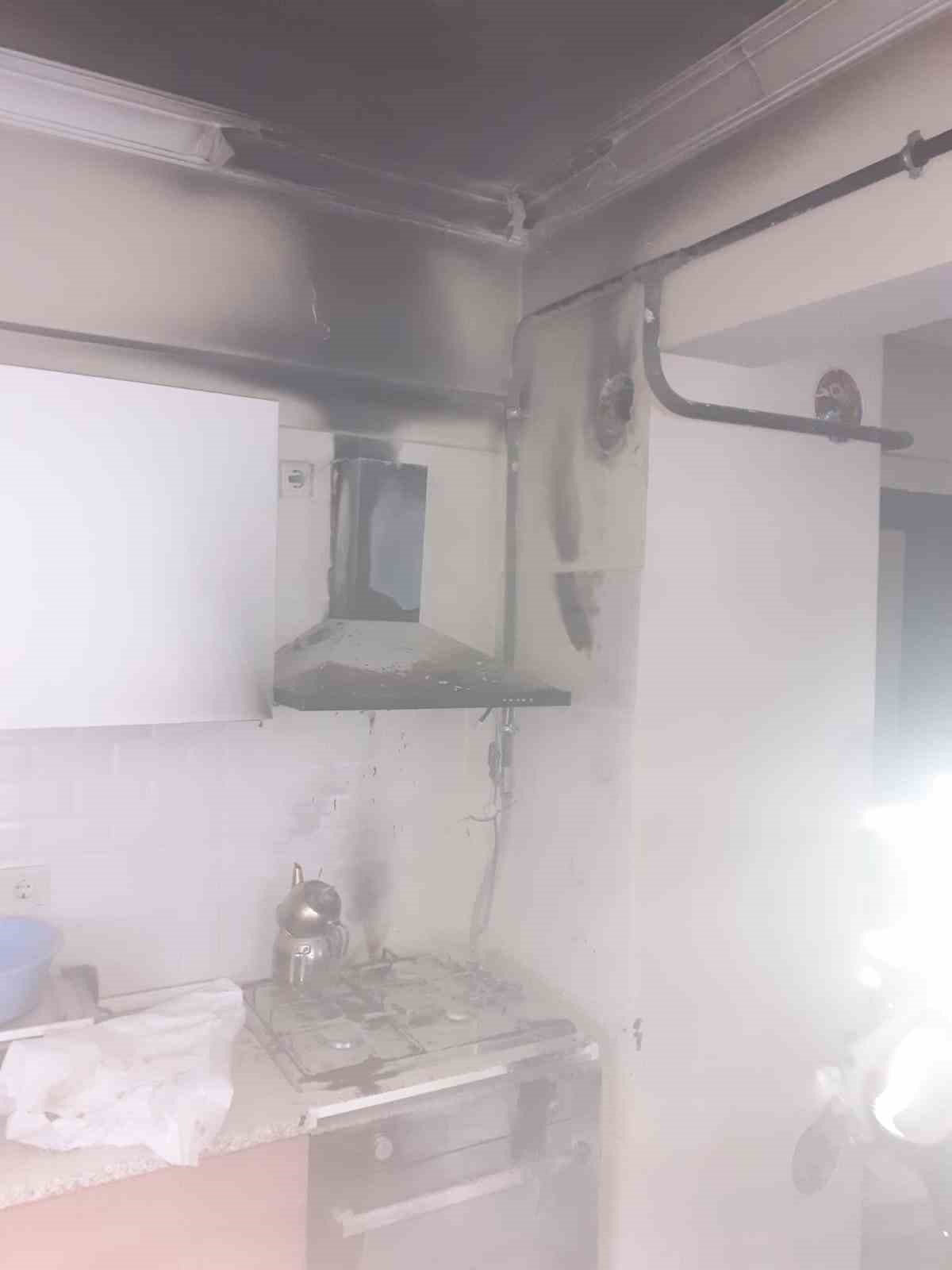 Mutfakta unutulan tencere patladı