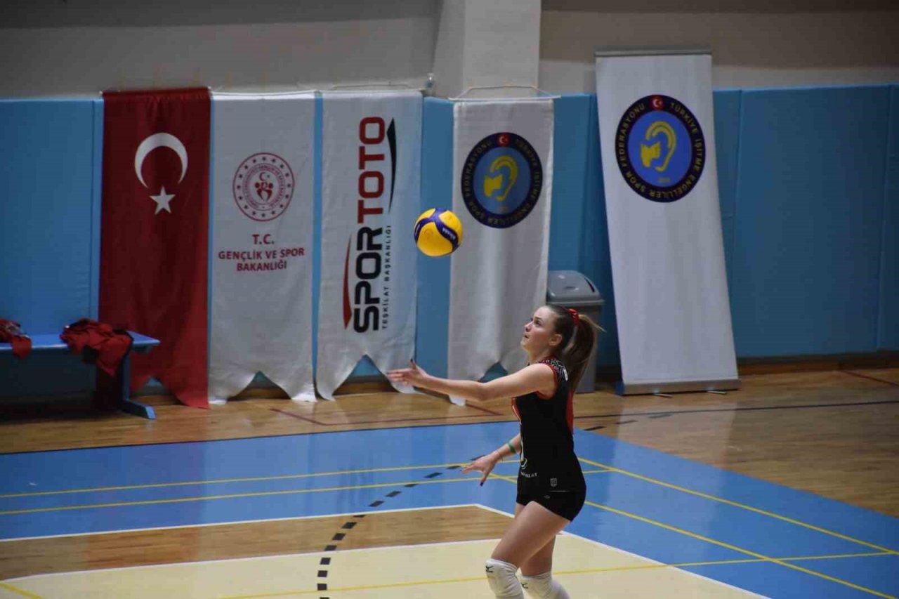 Türkiye İşitme Engelliler Voleybol Türkiye Şampiyonası final maçları ile sona erdi