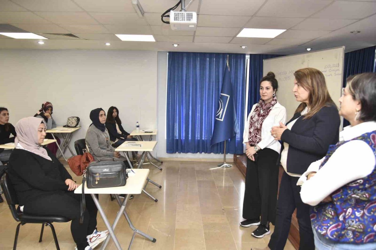 “Güçlü Kadın Güçlü Adana” projesiyle kadınlar istihdam ediliyor