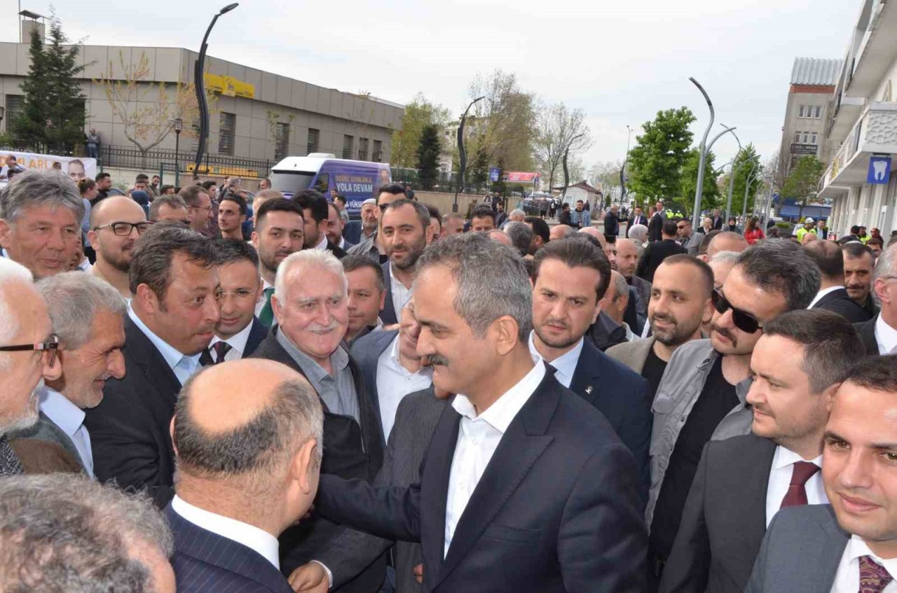 Bakan Özer: "2023 yılı içersinde Fatsa çevre yolu ihalesi yapılacak"