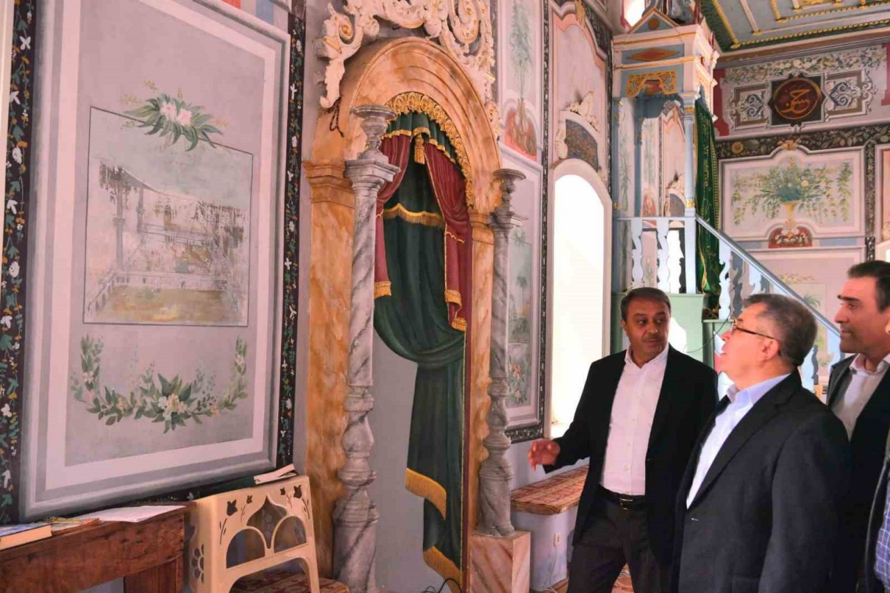 Vali Şıldak, Burhaniye’de incelemelerde bulundu