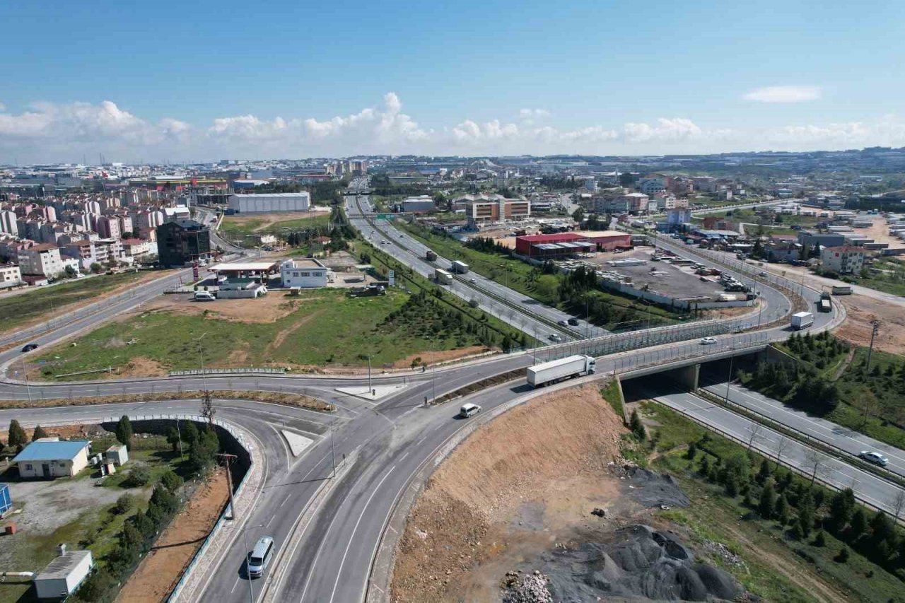 Çayırova Turgut Özal Köprüsü’nde trafik sorunu çözüldü