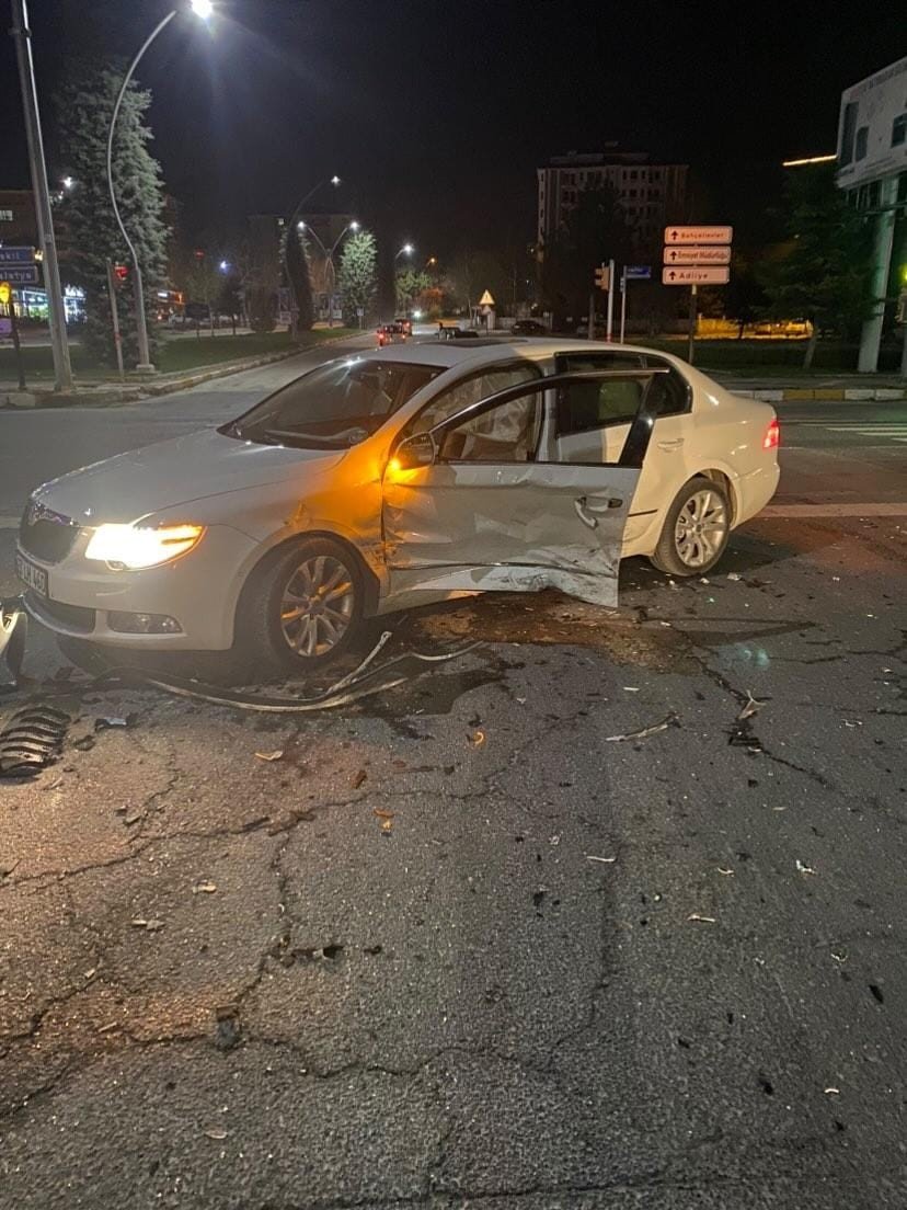 Elazığ’da trafik kazası: 2 yaralı