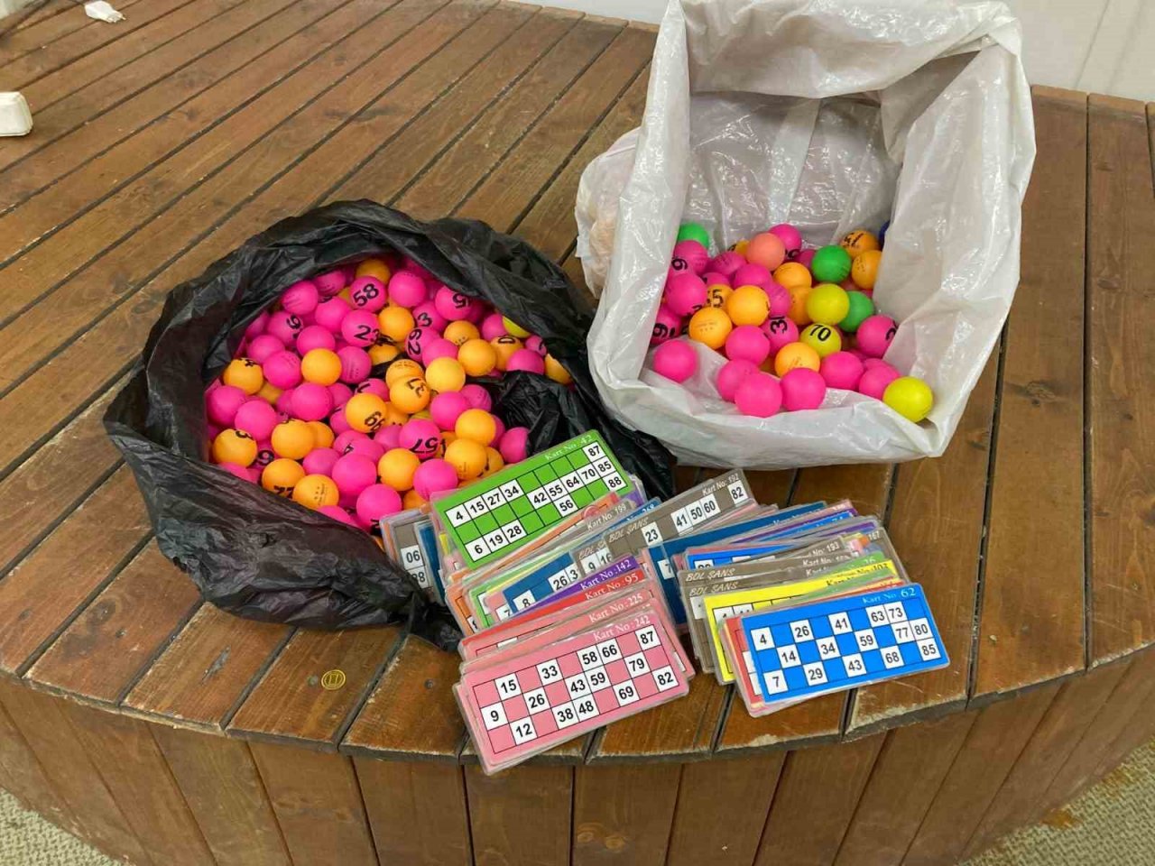 İzmir’de tombalacılara sahur baskını