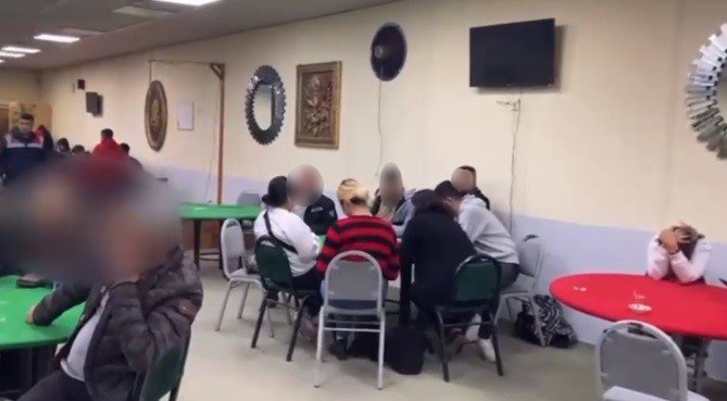 İzmir’de tombalacılara sahur baskını