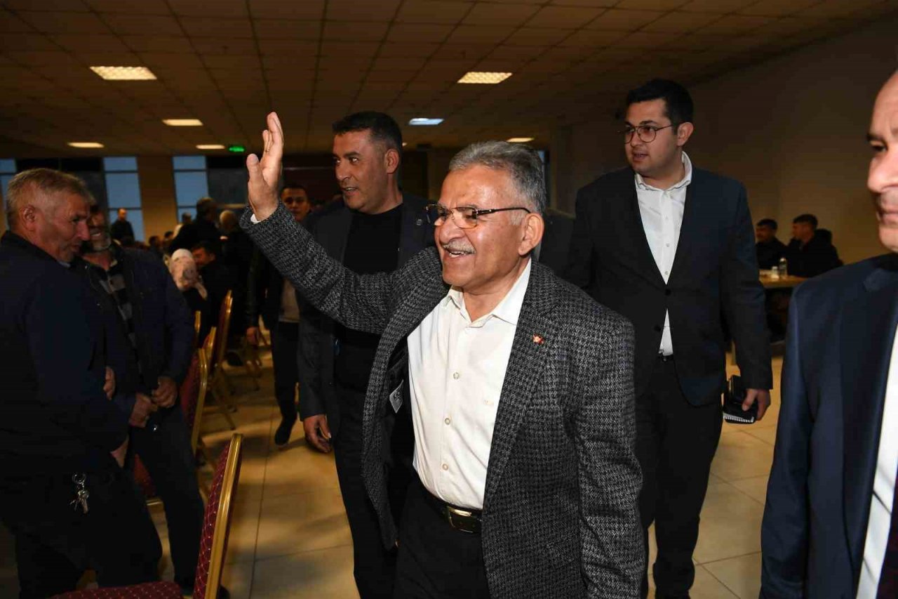 Bakan Akar ve Başkan Büyükkılıç’tan ilçelere çıkarma