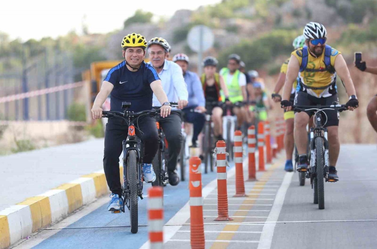 Kepez’den 30 kilometrelik bisiklet yolu