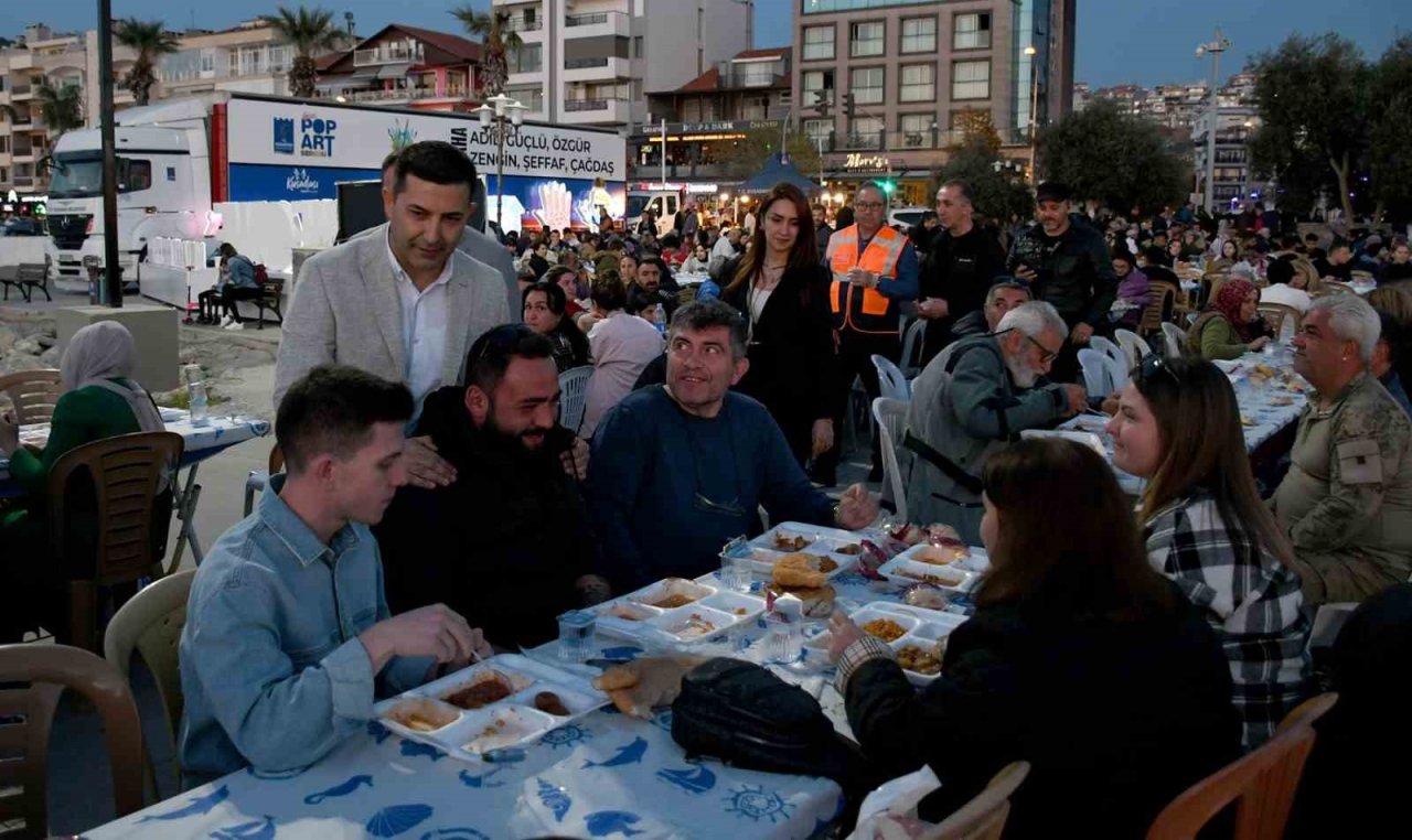Kuşadası’nda Kadir Gecesi’ne özel 2 bin kişilik iftar programı
