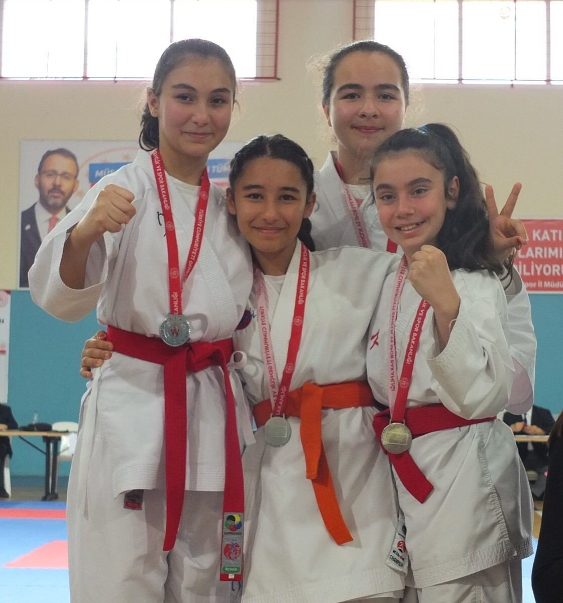 Manisa BBSK’lı karatecilerden 65 madalya