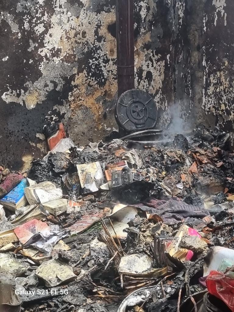 Antalya’da evdeki yangında dumandan zehirlenen şahıs hayatını kaybetti