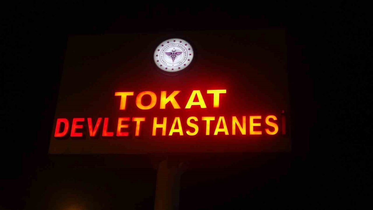 Hastane bahçesine düşen saçmalar ekipleri alarma geçirdi