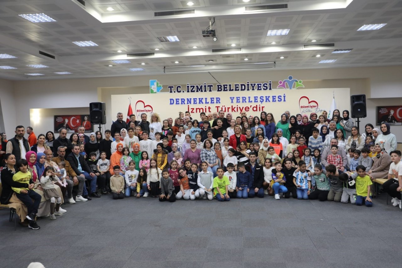 İzmit’te 7 bin 128 çocuk yüzme öğrendi