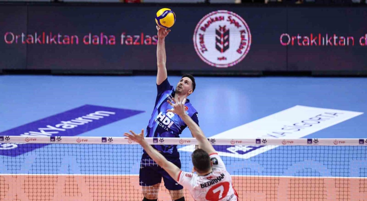 Kupa Voley’de finalin adı, Halkbank - Fenerbahçe