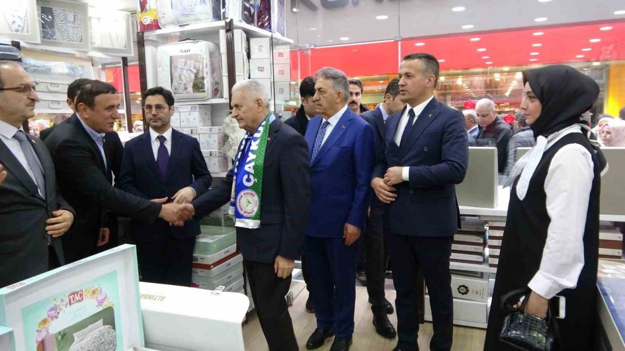 Binali Yıldırım: “Bölge üzerinde hesabı, kitabı olanlar 20 senedir avucunu yaladı”