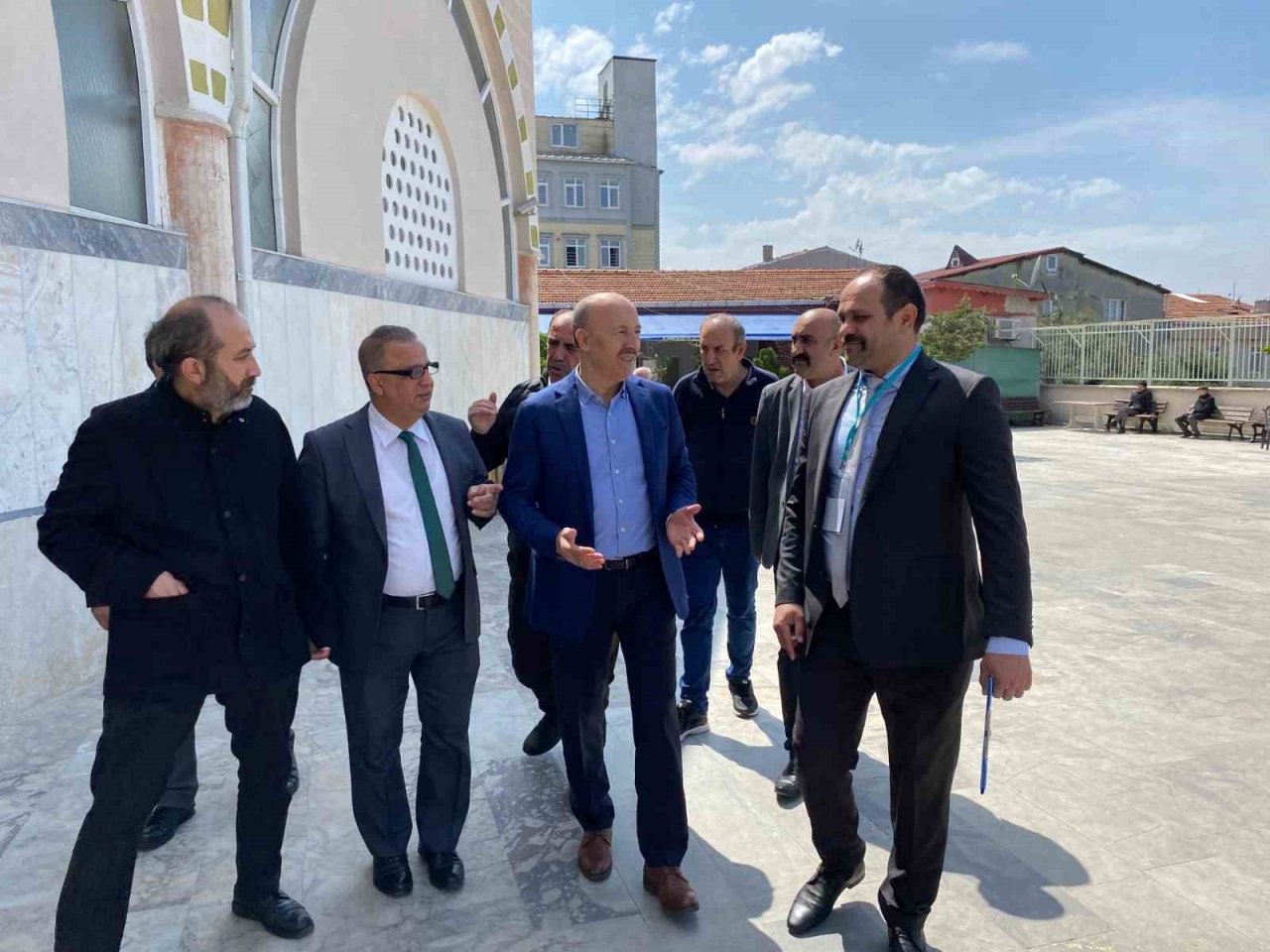 AK Parti 2. Bölge Milletvekili Adayı Cahit Altunay Kağıthaneli vatandaşlarla bir araya geldi
