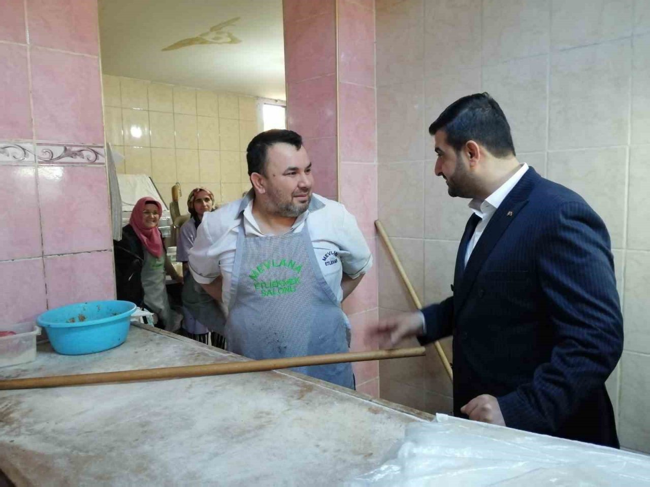AK Parti İstanbul Milletvekili Adayı Yunus Fırat Aydın, Kartal’da esnafı ziyaret etti