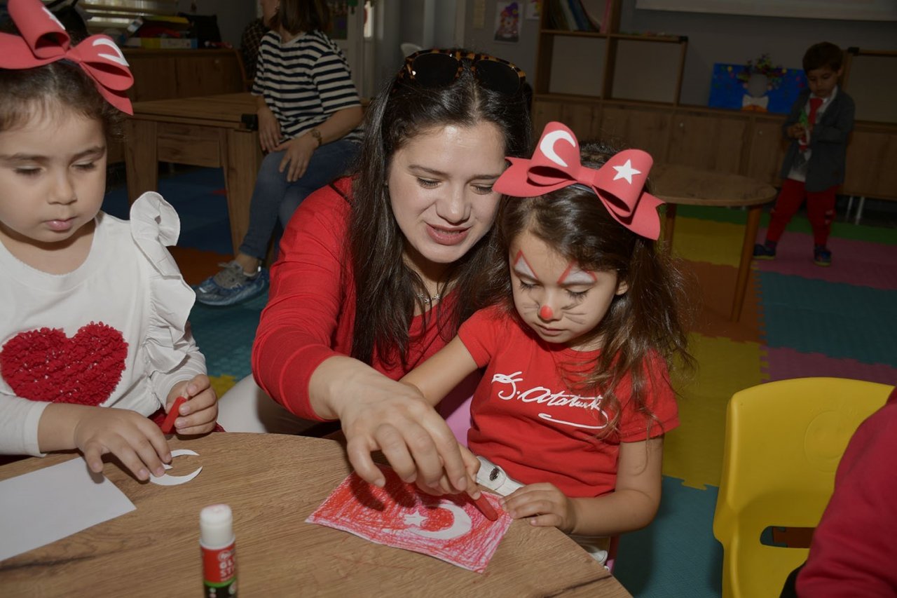 Anne Baba Çocuk Merkezi’nde 23 Nisan coşkusu erken yaşandı