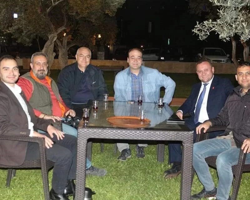 Veteriner hekimler depremzedeler için iftarda buluştu