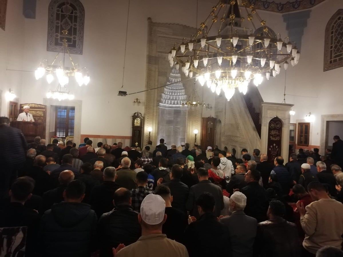 Aydın’da Kadir Gecesi’nde camiiler doldu taştı