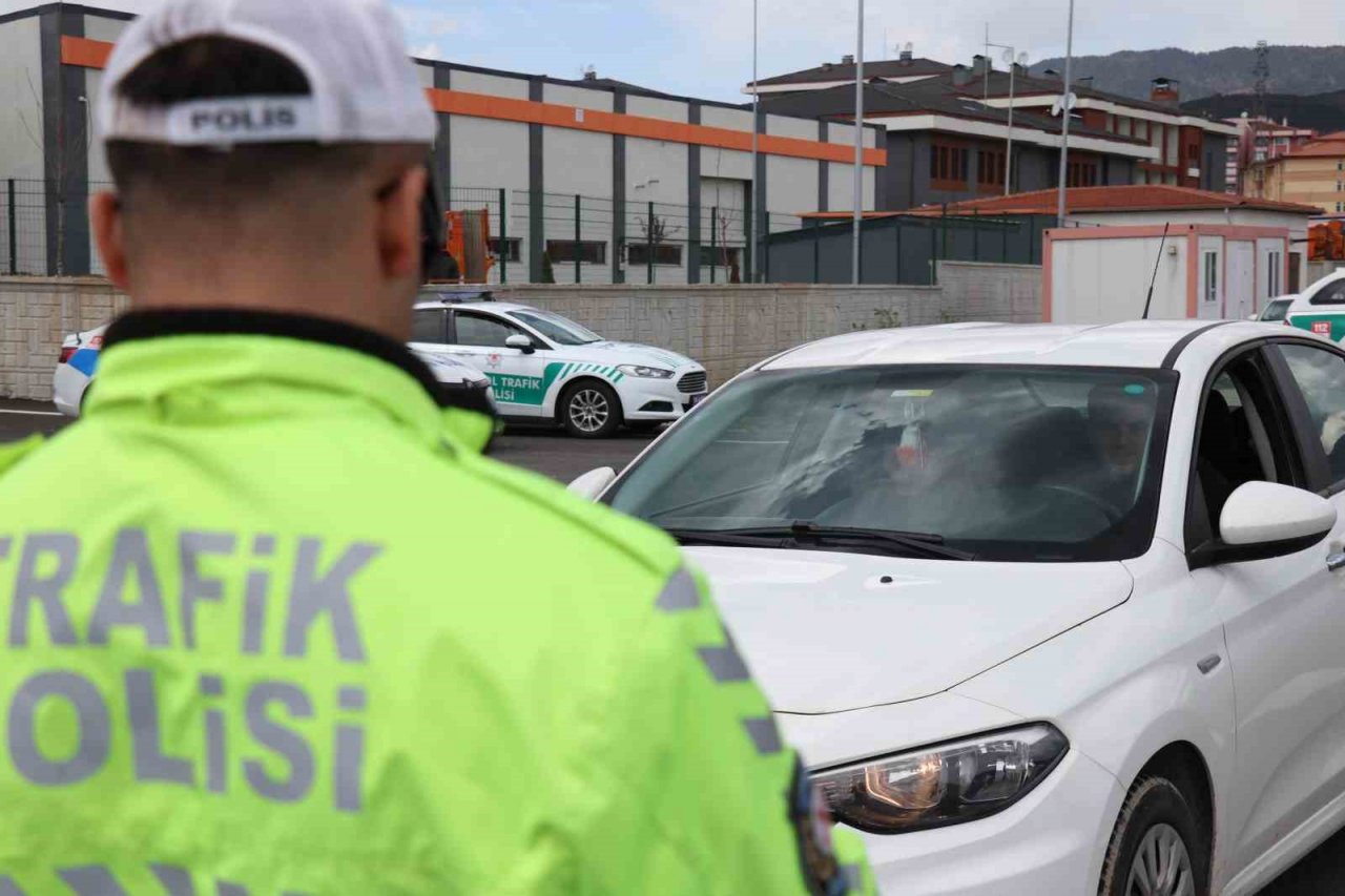 Trafik ekipleri bayrama hazır