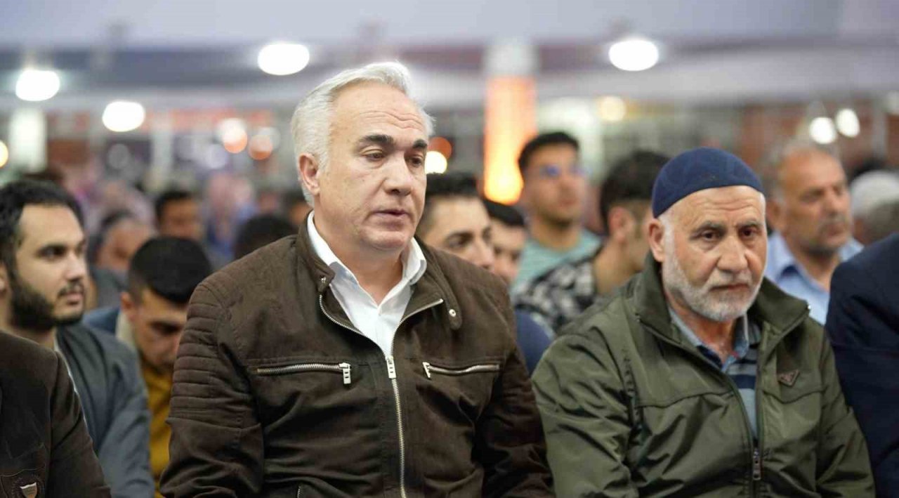 Erzincan’da Kadir Gecesi dualarla idrak edildi