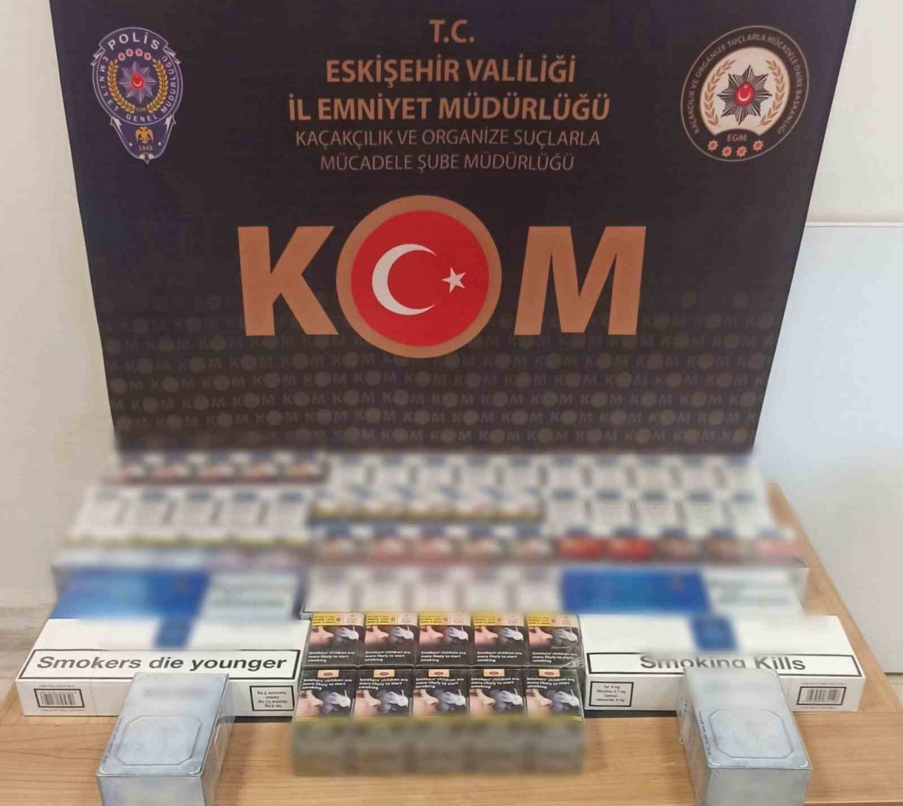 Eskişehir’de 5 iş yerinde bin 744 parça kaçak mal ele geçirilirdi, 5 şahıs yakalandı