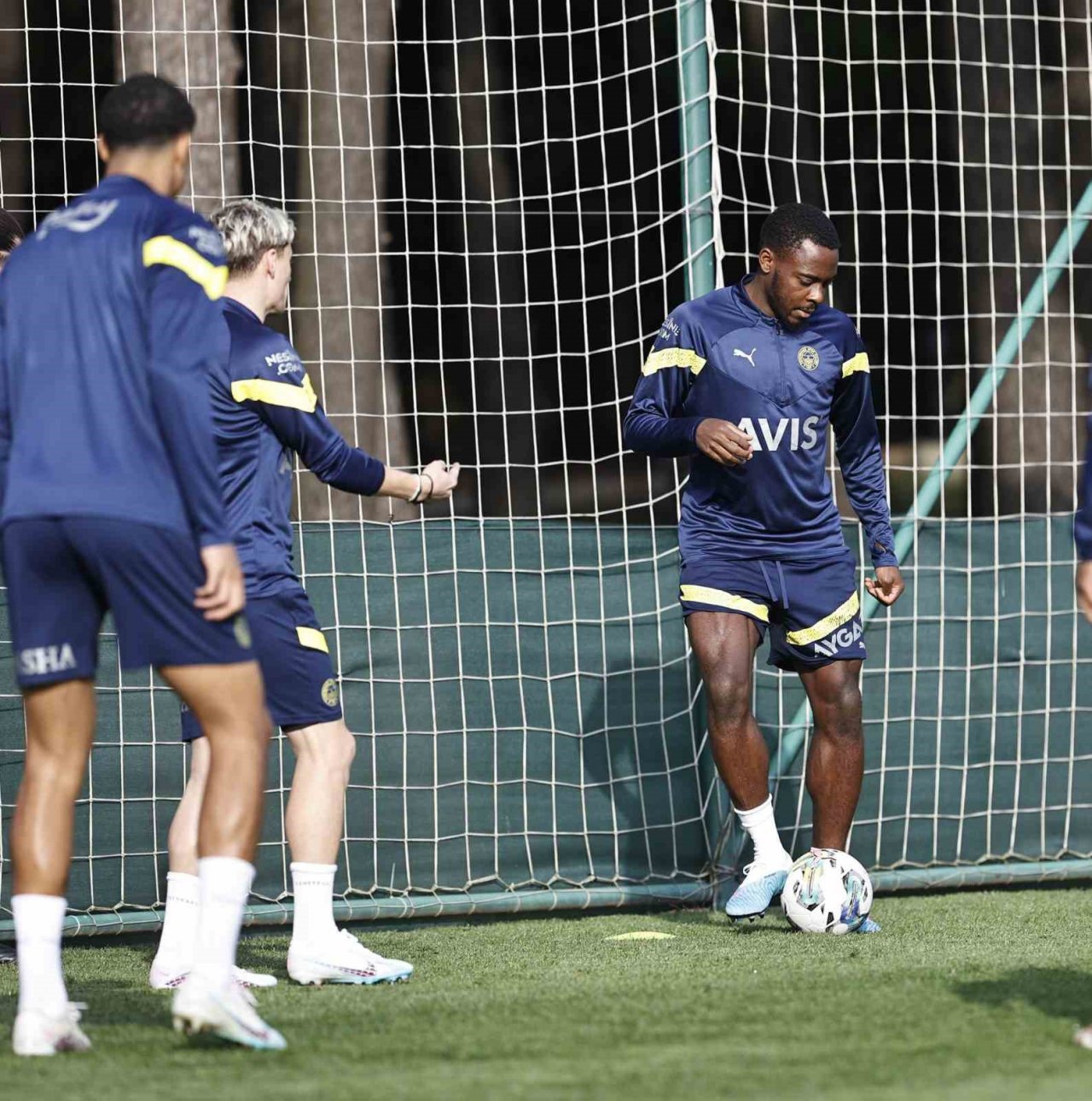 Fenerbahçe, Başakşehir maçı hazırlıklarını tamamladı