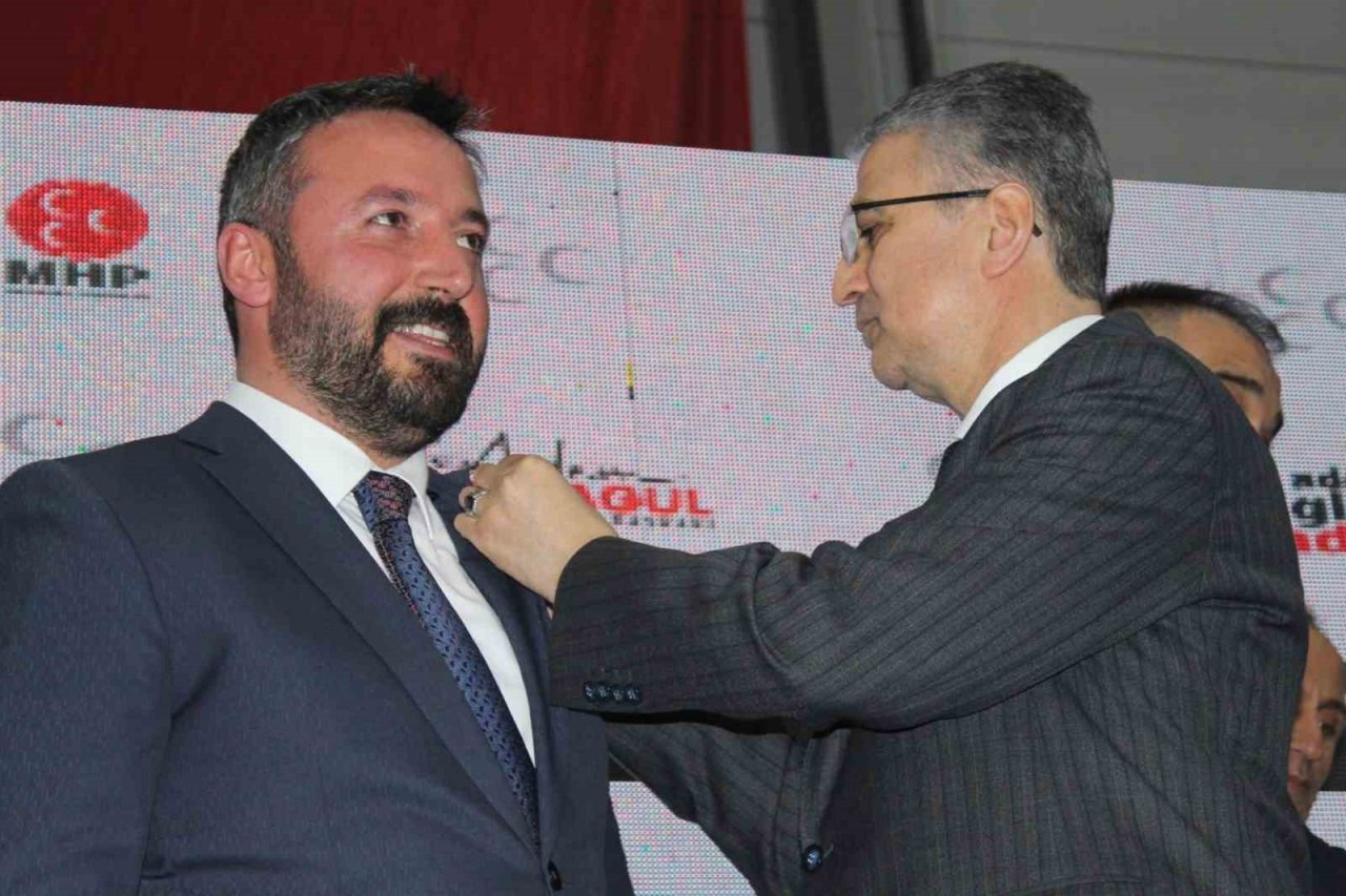 Dumlu MHP’ye geri döndü