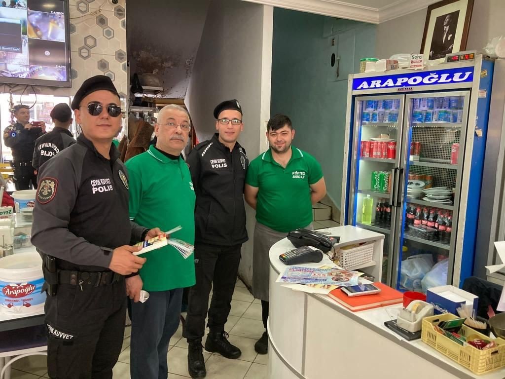 Ödemiş polisi, esnafı ve vatandaşları bilgilendirdi