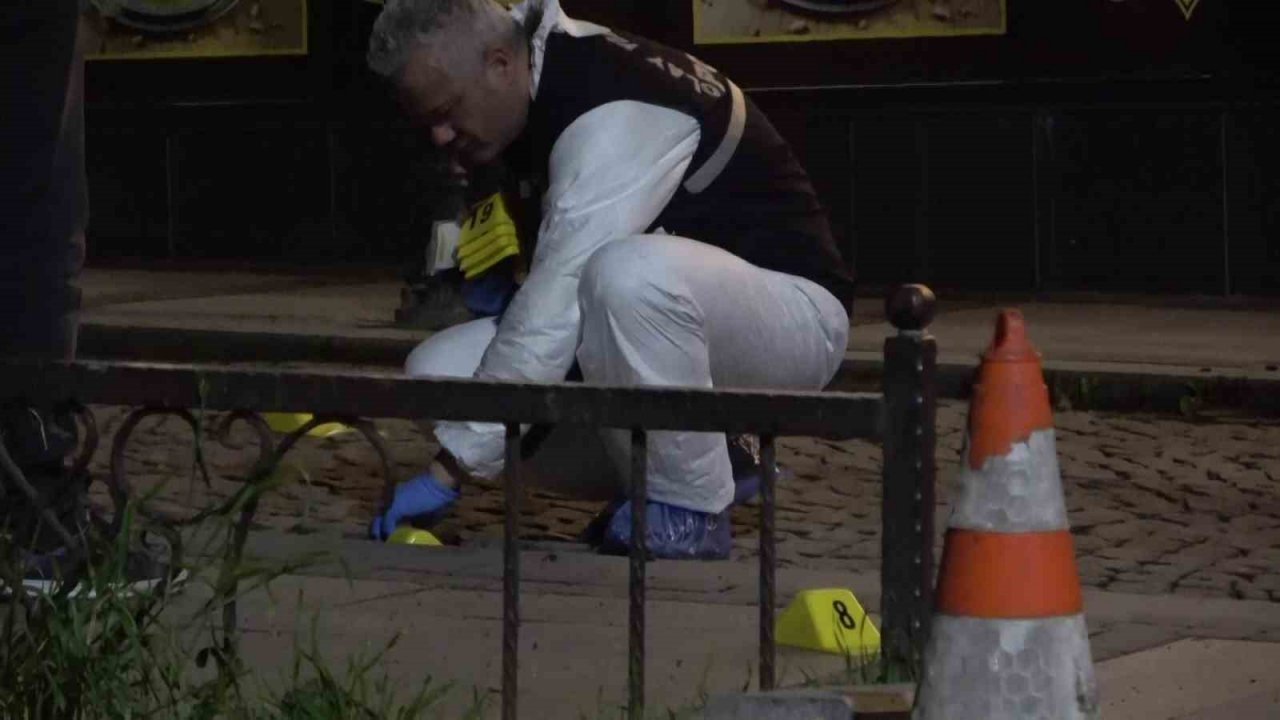 Kartal’da otomobile silahlı saldırı: 2 ölü, 2 yaralı