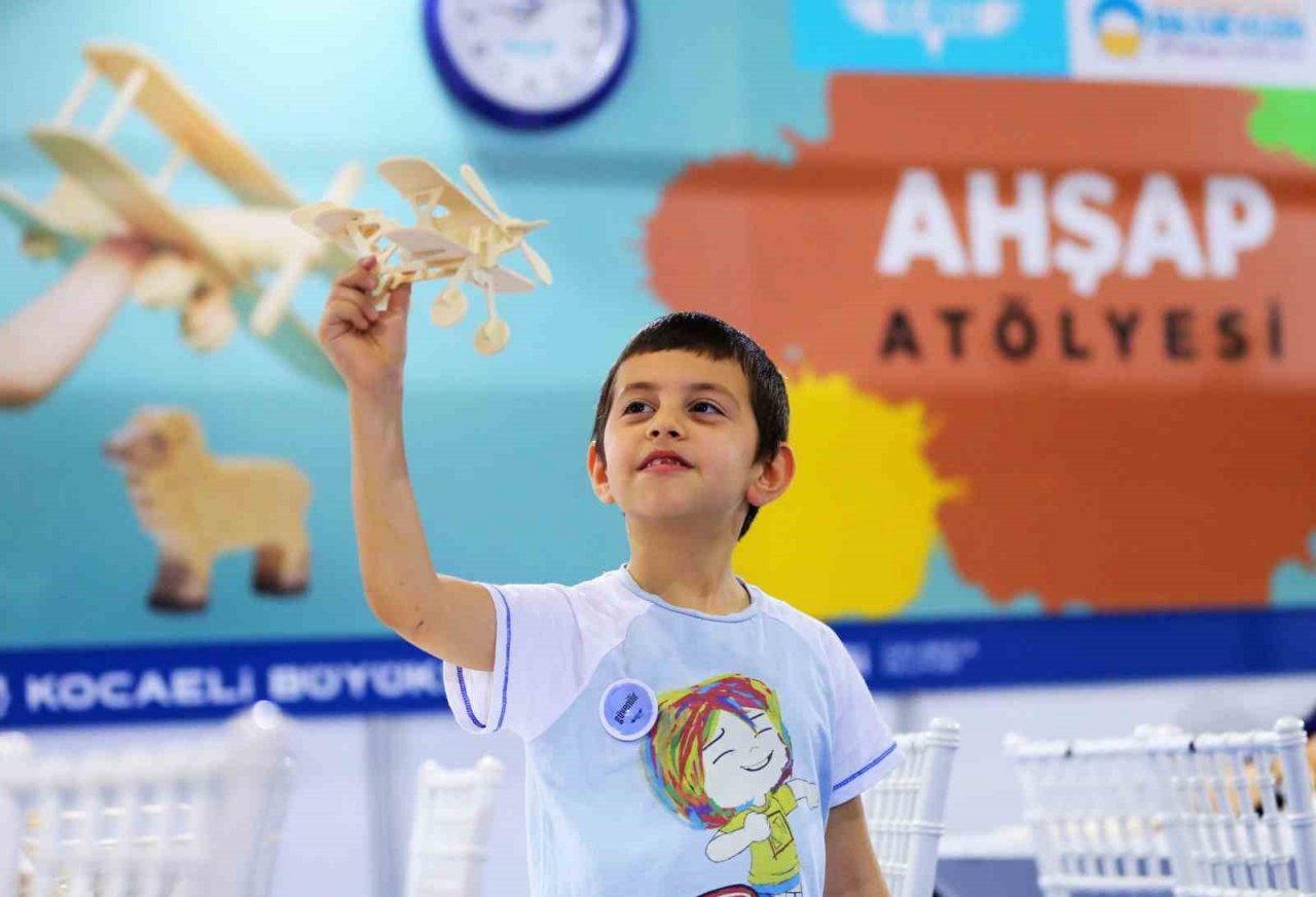 23 Nisan heyecanı Defneli çocuklarla yaşanacak