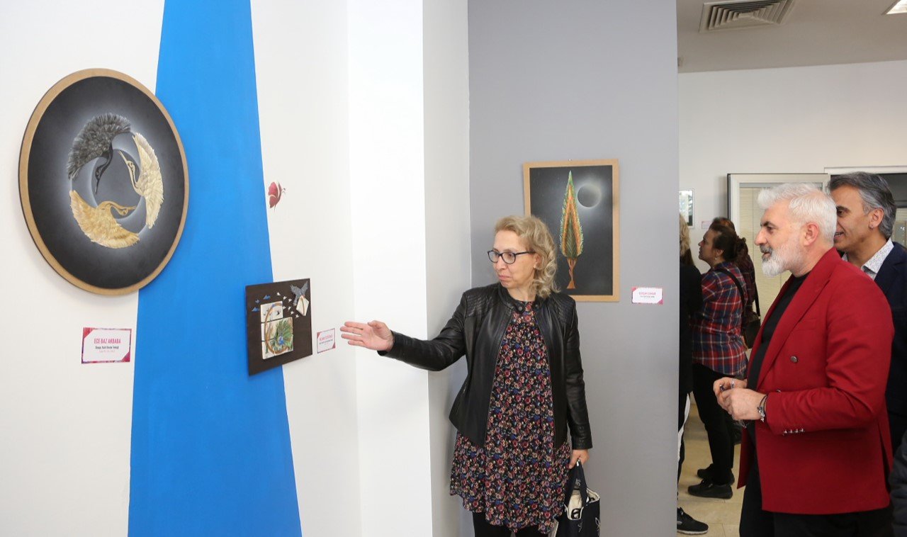 Küçükçekmece’de 40 sanatçıdan 40 Eserle ‘Öz’e Yolculuk sergisi