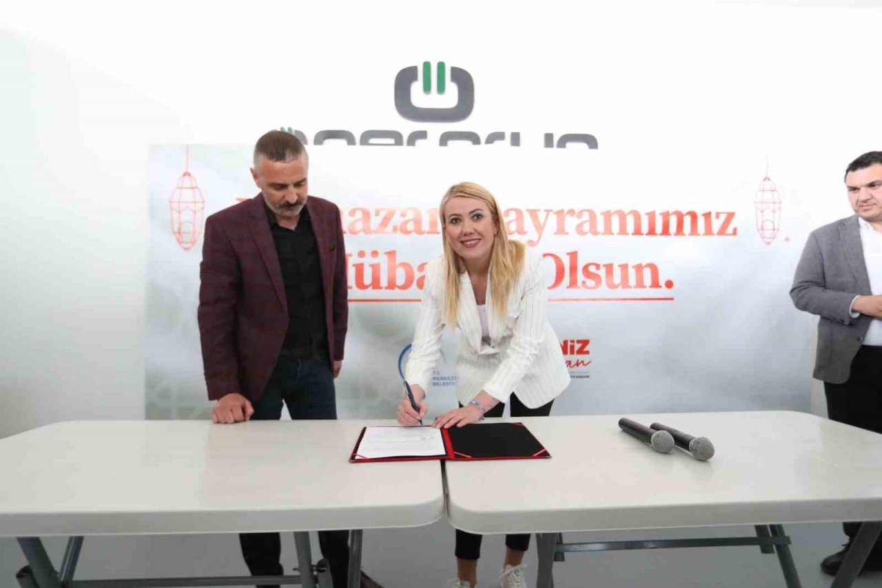 Merkezefendi ailesinden geleneksel bayramlaşma