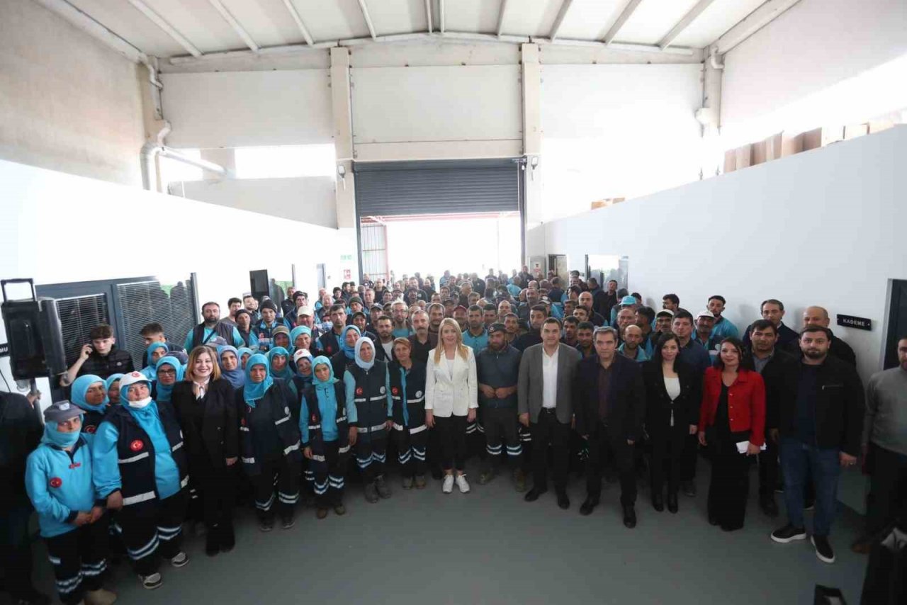 Merkezefendi ailesinden geleneksel bayramlaşma