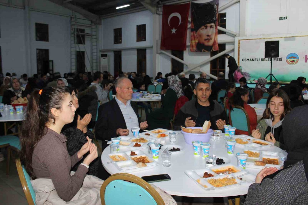 Kaymakam Ünal şehit yakınları ve gazilerle iftarda bir araya geldi