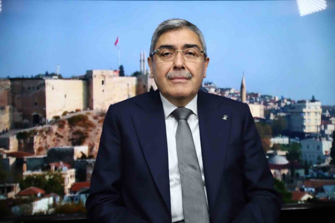 AK Parti adayı Eyup Özkeçeci: "Karşımızda terör destekli 6’lı masa değil, 7’li hatta 8’li masa var"