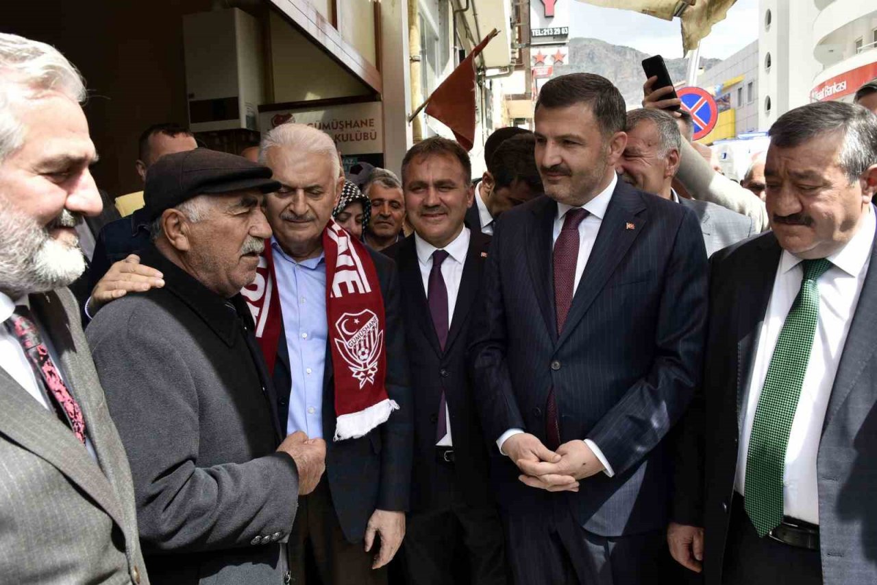 Binali Yıldırım: "Oyun çok açık, bölücü terör örgütünü meşrulaştırmaktır"