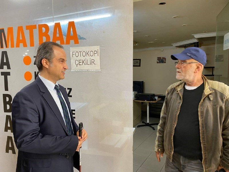 AK Parti’li görme engelli milletvekili adayı Cemal Donat esnaf ve STK’ları ziyaret etti