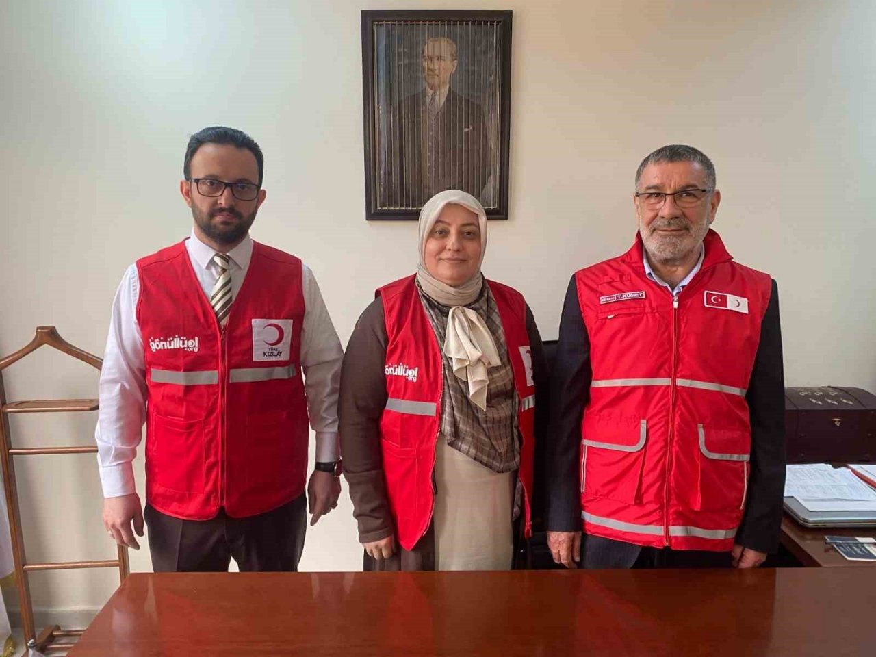 AK Parti İstanbul Milletvekili Adayı Süslü, Kızılay’a kan bağışı çağrı yaptı