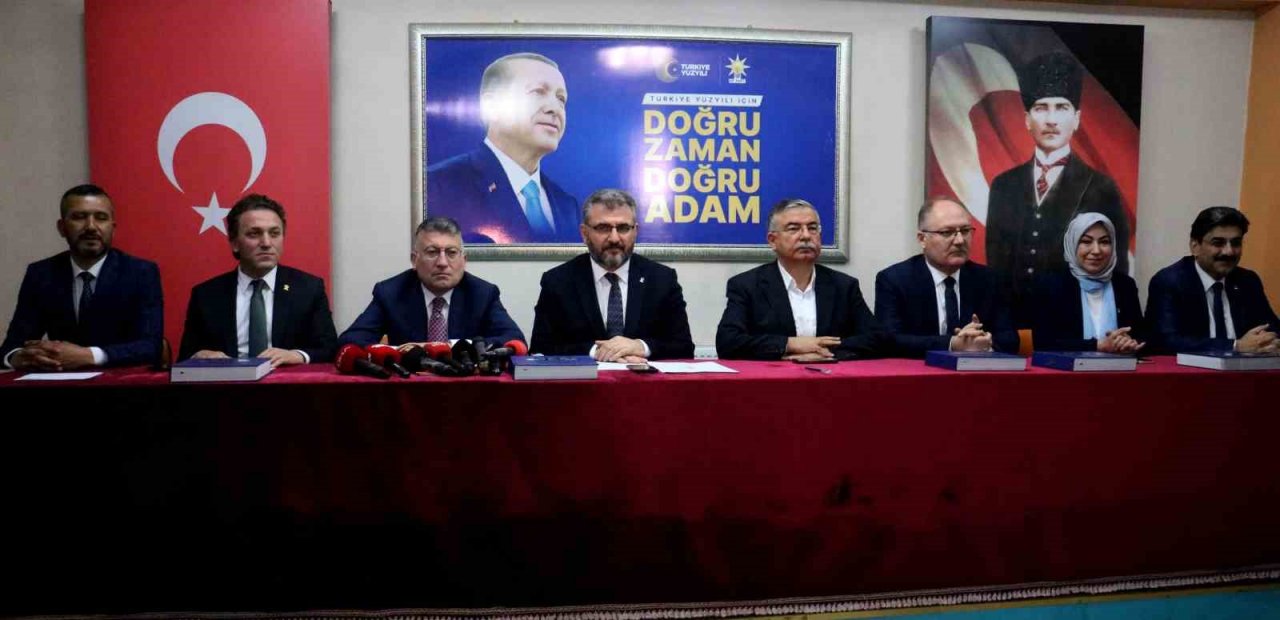 Ak Parti Sivas Milletvekili adaylarını kamuoyuna tanıttı