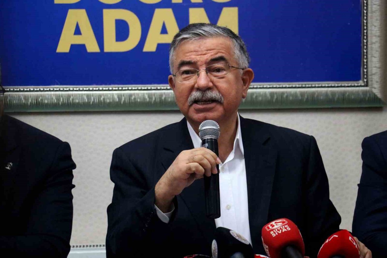 Ak Parti Sivas Milletvekili adaylarını kamuoyuna tanıttı