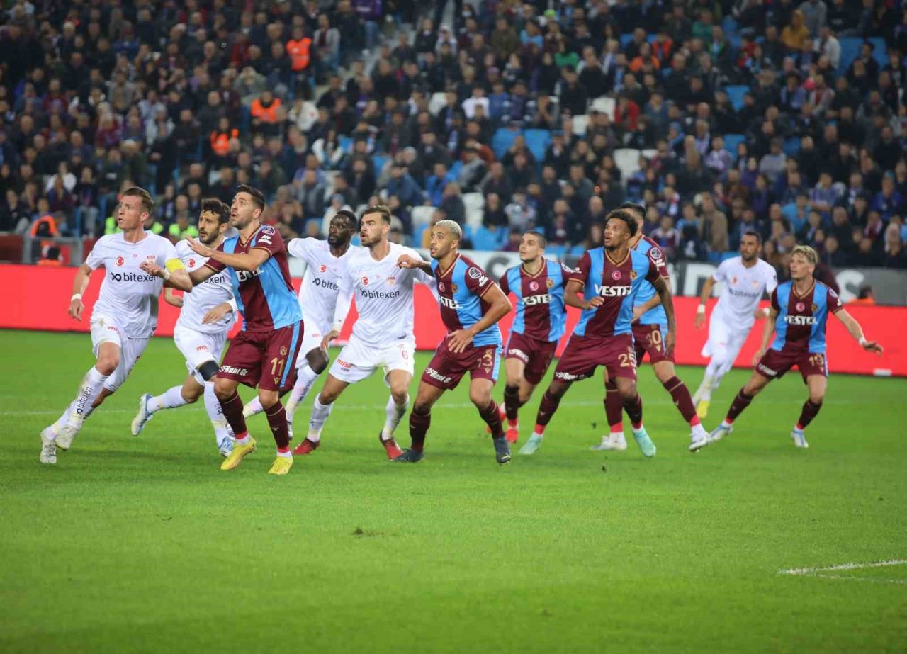 Sivasspor ile Trabzonspor 34. randevuda