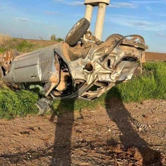 Kontrolden çıkan otomobil tarlaya uçtu: 5 yaralı