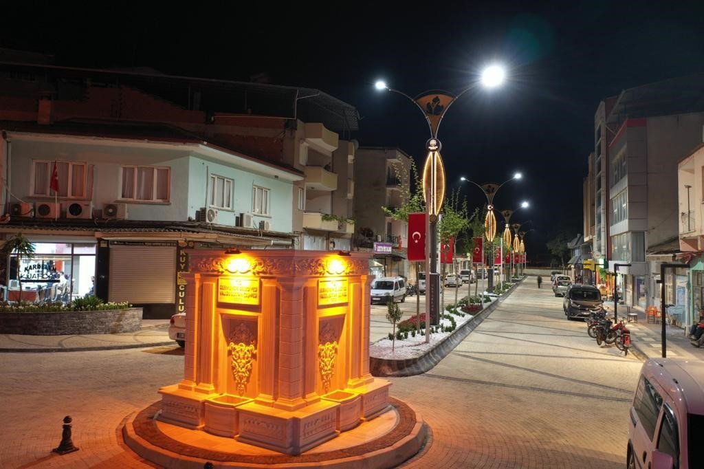 Germencik Belediyesi sokak düzenlemelerine devam ediyor